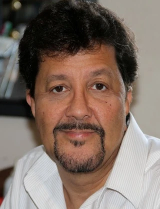 Frankie Como