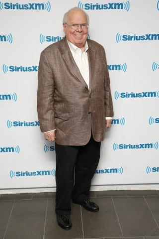Verne Lundquist