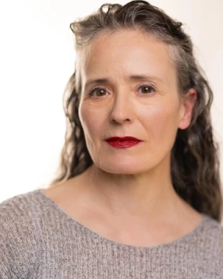 Lynsey Beauchamp