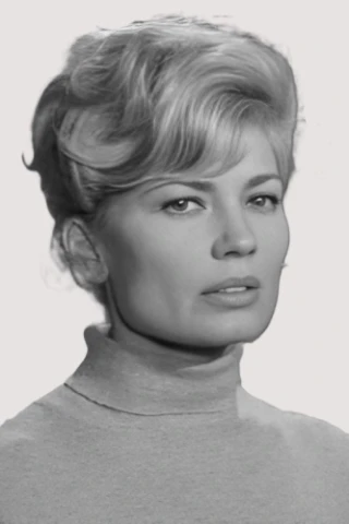 Nadia Sanders