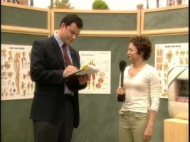 Jimmy Asks Women 'What Do You Weigh?'